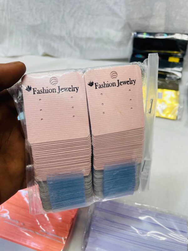 Jawelery displays - Image 3