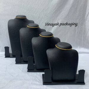 Nacklace display