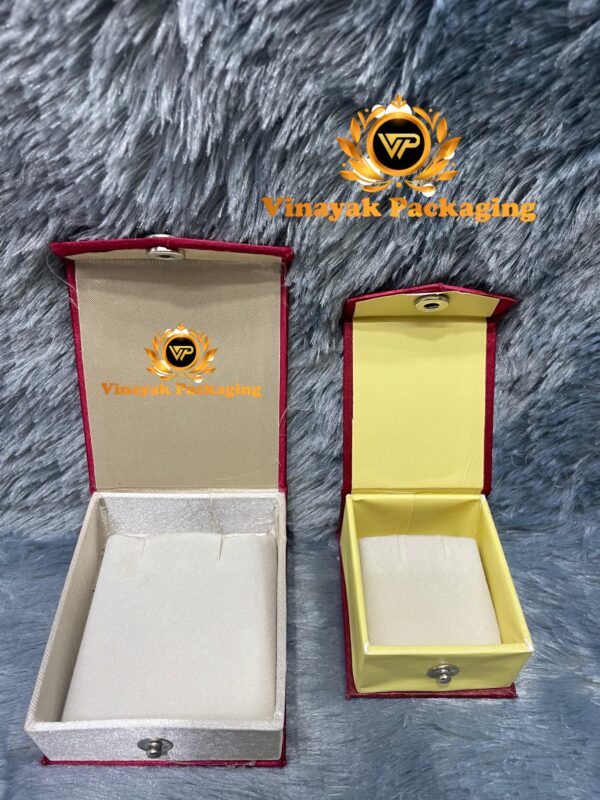 Jawelery box