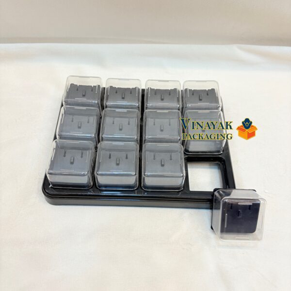 Earring box (tray typ)